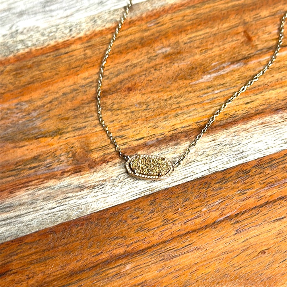 Kendra Scott Elisa necklace with Rose Gold Druzy
